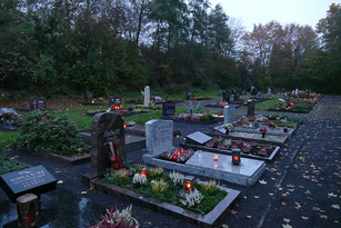 „Seelenlichter“ auf dem Naumburger Friedhof